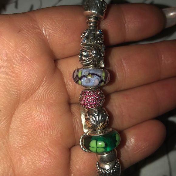 Entire bracelet and charms - Picture 2 of 4